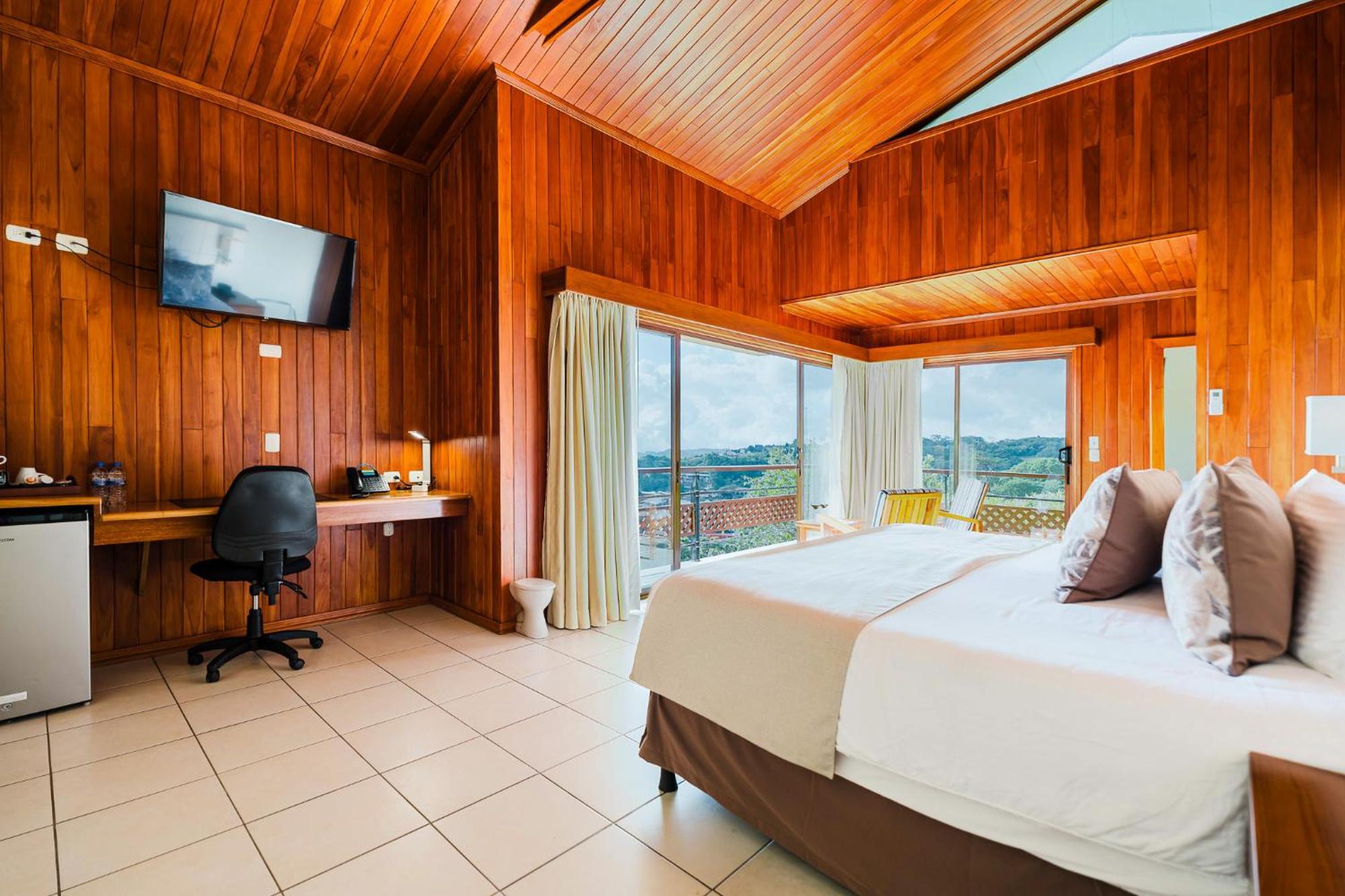Ficus Sunset Suites Monteverde Exterior foto